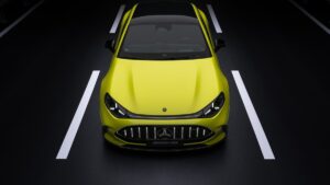 AMG GT 4-Door elétrico cabe no Brasil? Mercedes-AMG GT 4-Door Coupé elétrico em foto frontal, carro cinza em pista seca, landscape