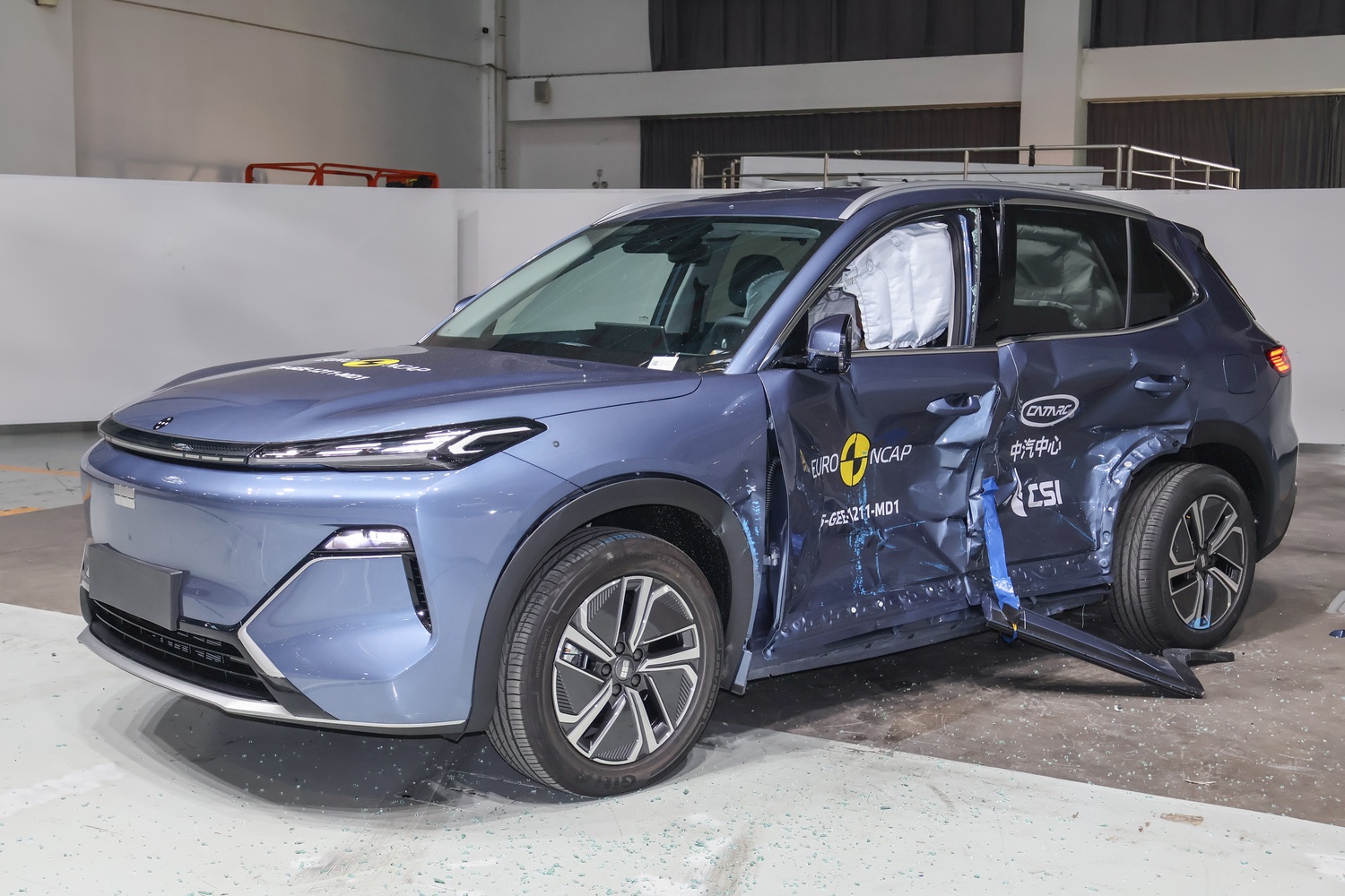 Geely EX5 EM-i encara impacto acima do Euro NCAP