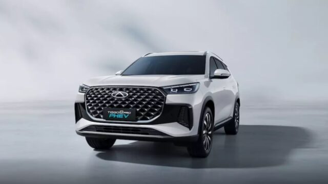 Tiggo PHEV sobe R$ 10 mil após lote de estreia