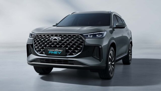 Tiggo 7 Pro PHEV e Tiggo 8 PHEV chegam com 1.200 km