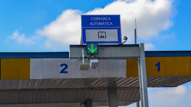 Placa clonada no free flow gera 5 pontos?