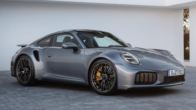 911 Turbo S híbrido anda mais com 85 kg extras?
