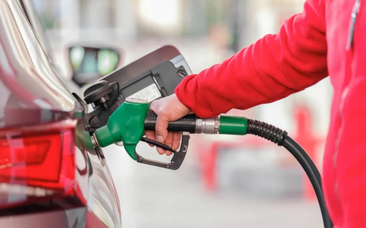 Gasolina E32 vai fazer seu carro beber mais?