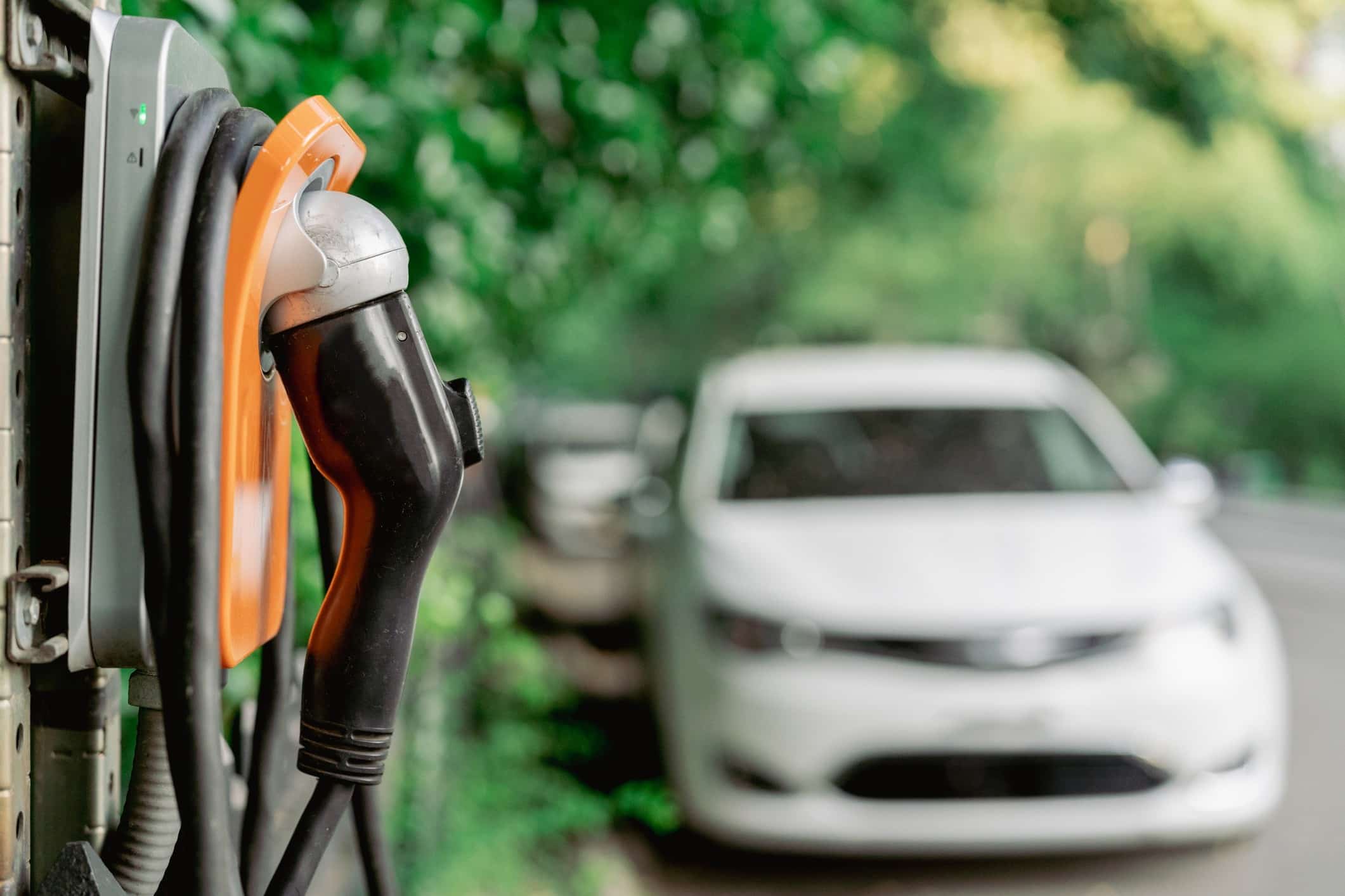 Elétrico e híbrido têm 5 regras pouco conhecidas