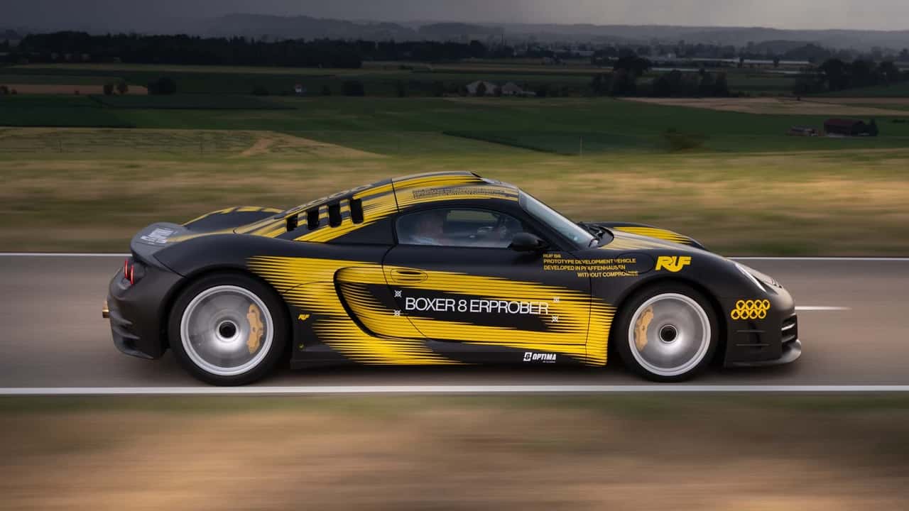 Ruf B8 Erprober: motor boxer de 1.000 cv mantém o câmbio manual vivo