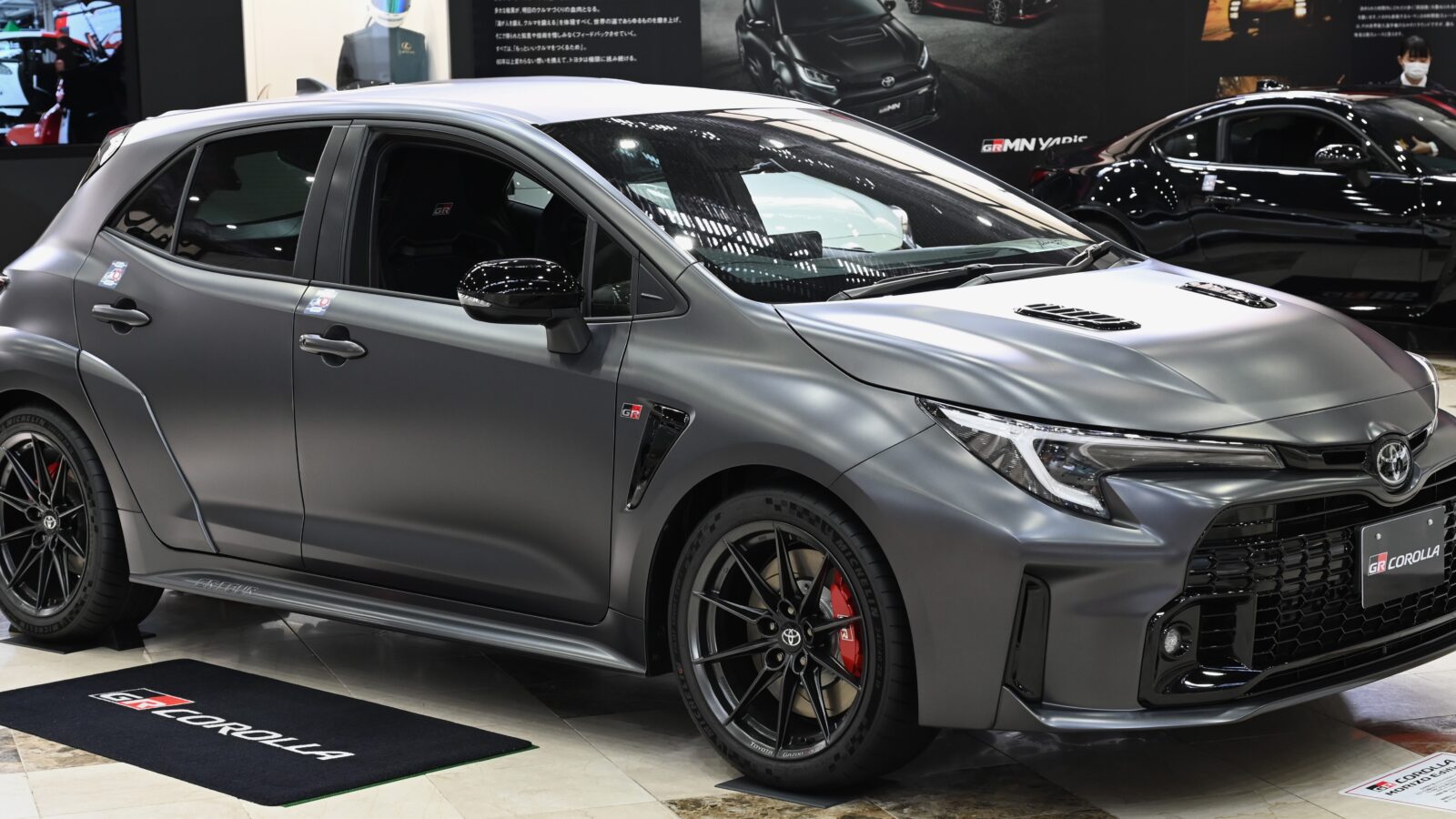 Toyota tira o banco traseiro do Corolla mais radical