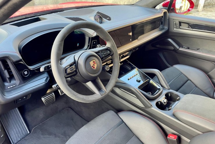 Porsche Cayenne GTS 2026 custa R$ 1.080.000 na FIPE Porsche Cayenne GTS
