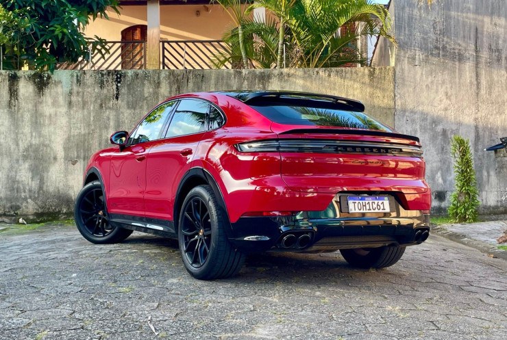 Porsche Cayenne GTS 2026 custa R$ 1.080.000 na FIPE Porsche Cayenne GTS