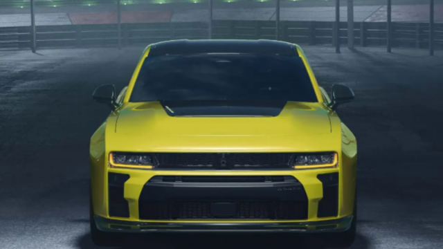 Pacote Super Bee ganha tração integral e 608 cv