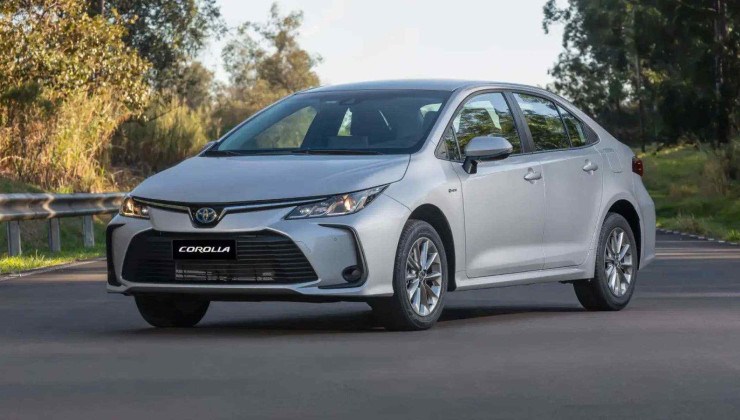 Toyota cria centro para híbridos flex com apoio do BNDES Toyota Corolla GLi HEV