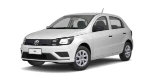 Usados em julho de 2026: Gol lidera e veteranos mandam Volkswagen Gol prata usado estacionado em loja de seminovos, foto frontal horizontal