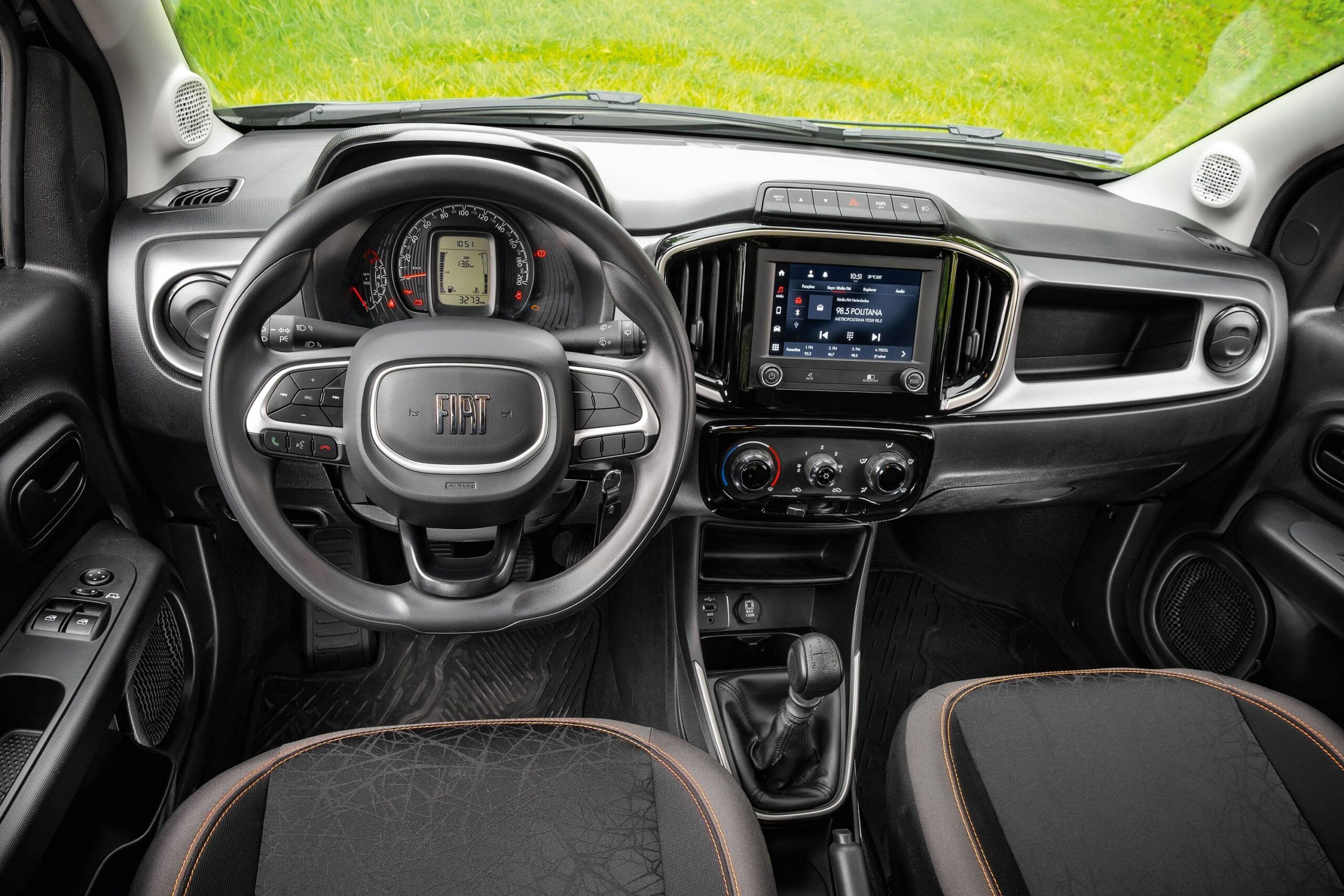 Fiat Toro 2026: 937 litros bastam para encarar a Rampage? FIAT MOBI trekking
