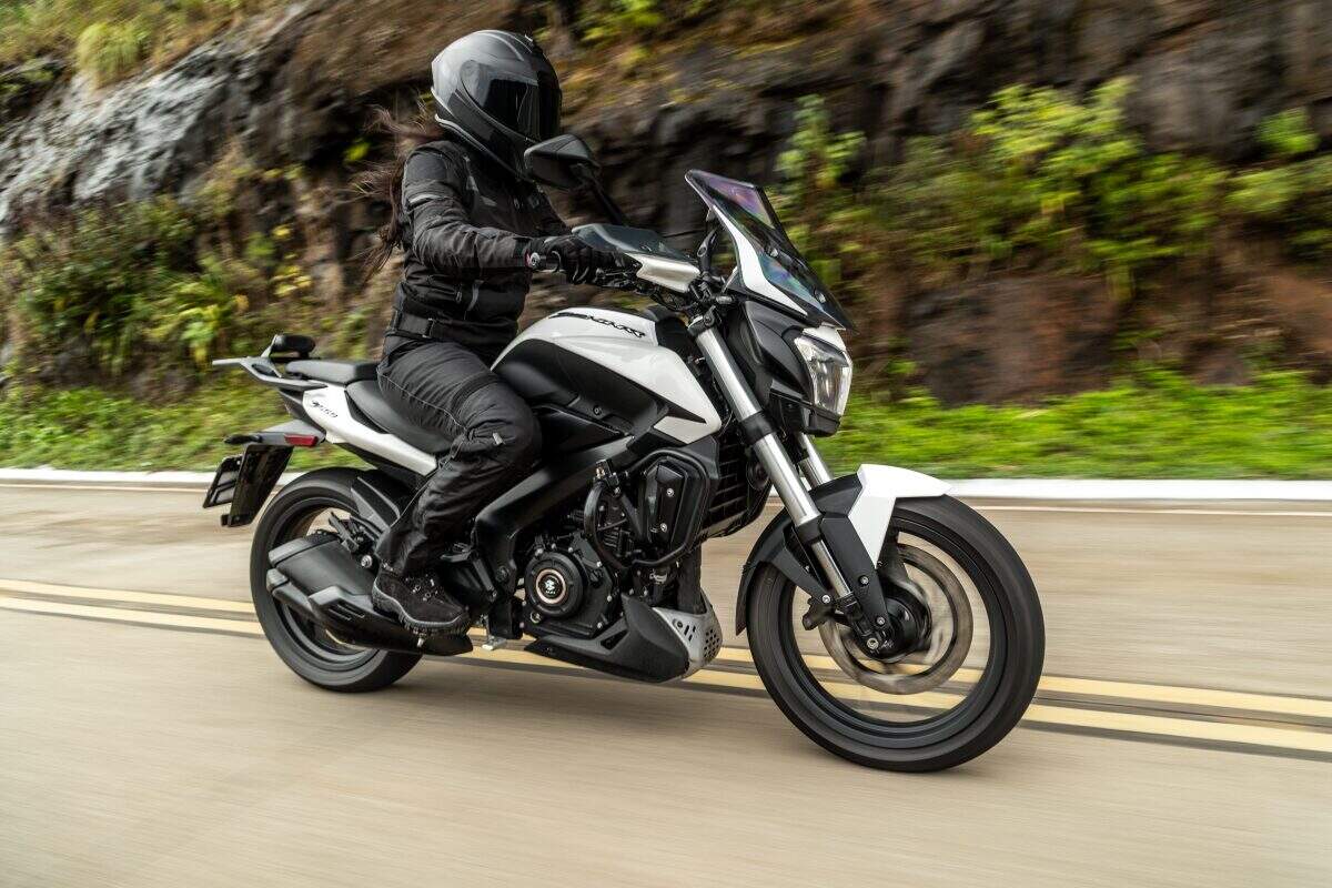 Bajaj bate recorde e já ameaça sair do nicho no Brasil Dominar 400