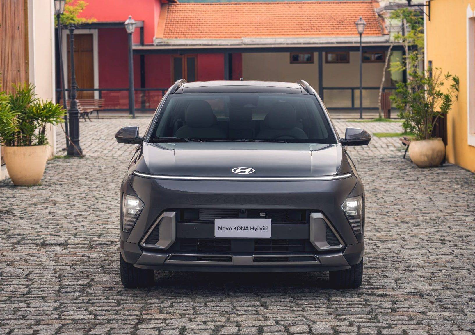 Kona híbrido com desconto: Consumo chega a 18,4 km/l Hyundai Kona Hybrid 2026