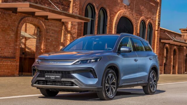 BYD Song Pro Flex estreia com etanol e 72 km elétricos