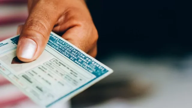 CNH gratuita 2026: Quem pode pedir e como se inscrever