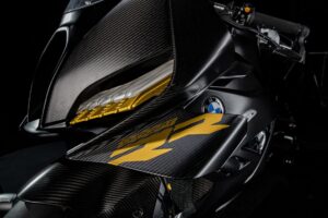 BMW S 1000 RR 2027 é flagrada em testes com nova aerodinâmica BMW S 1000 RR 2027 em testes