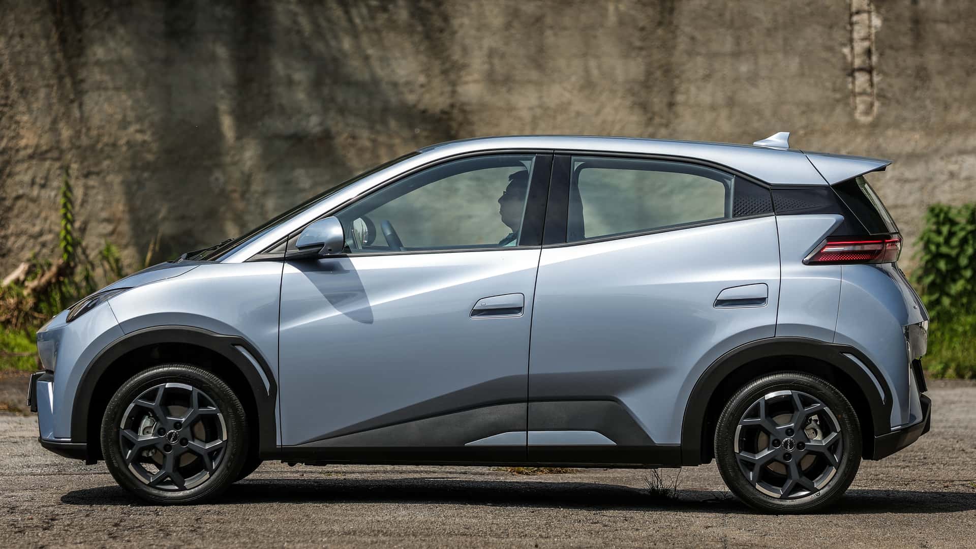 BYD Dolphin Mini 2028 pode ter 129 cv e painel minimalista? — divulgação