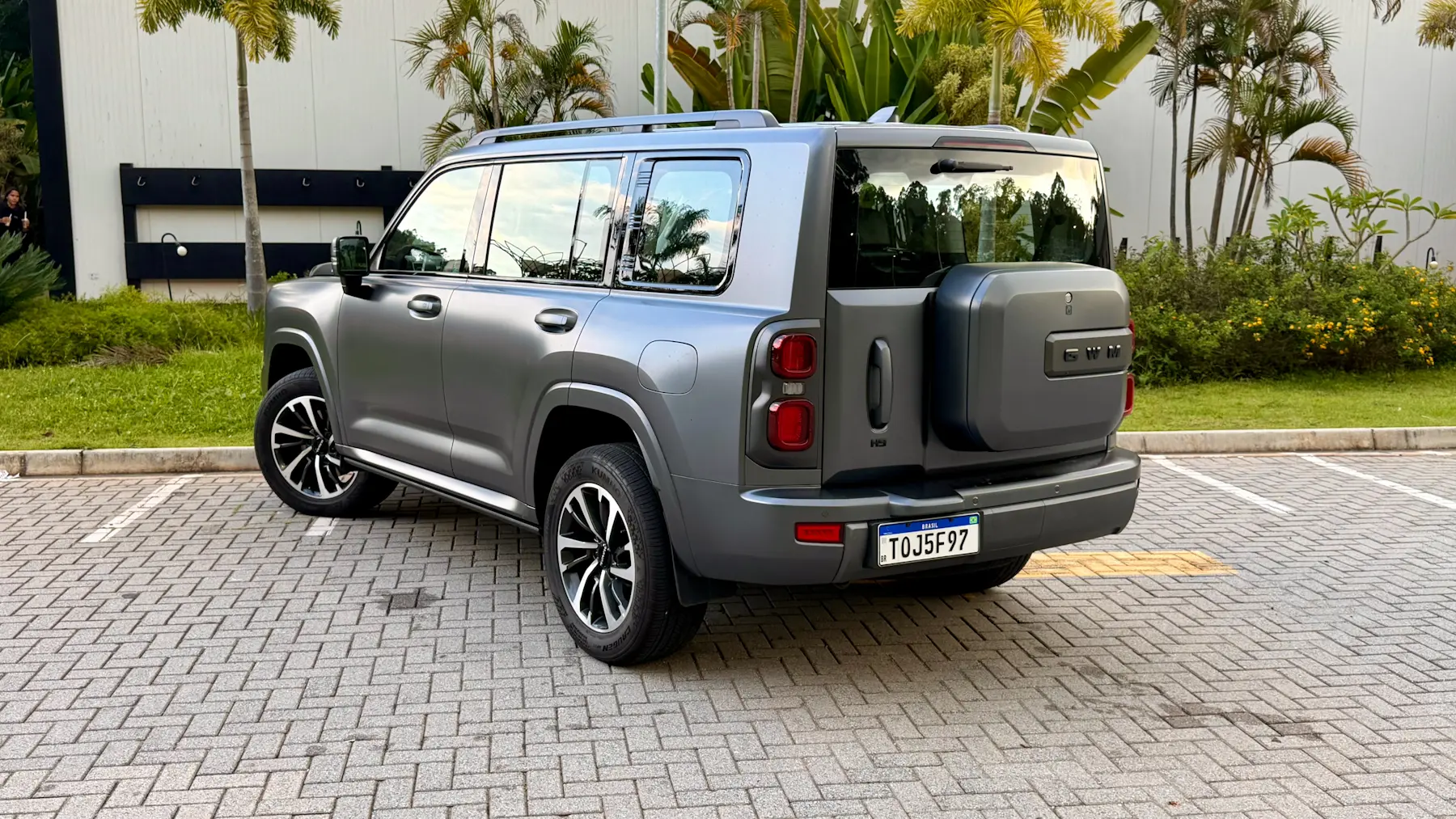 Haval H6 lidera SUVs médios: Flex fez diferença? Haval H6 lidera SUVs médios — apresentação