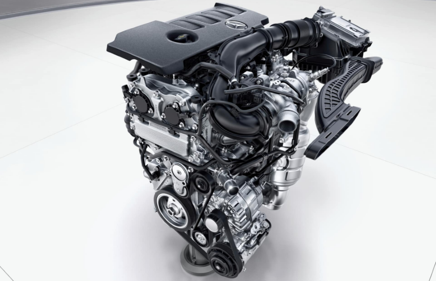 Mercedes compacta: Garantia de 15 anos não vale no Brasil M260 Engine Mercedes