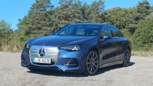 Mercedes-Benz Classe C elétrico parte de R$ 621 mil na Europa Novo Mercedes-Benz Classe C elétrico une 489 cv e 760 km de autonomia: Avaliações