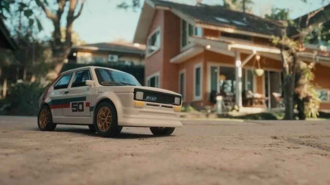 Miniatura do Fiat 147 branco