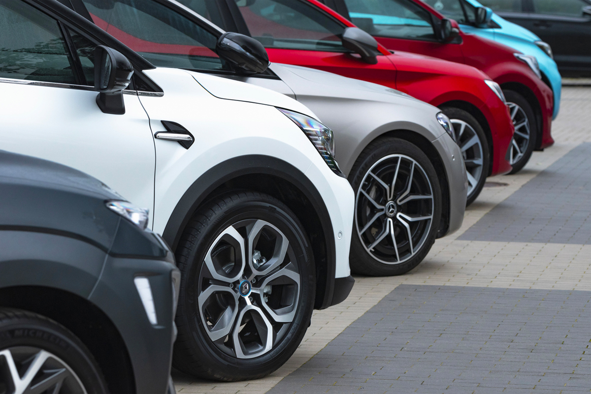 Carros importados 2026: China acelera e estoque preocupa