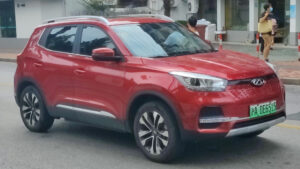 Chery promete bateria vitalícia, mas não no Brasil Chery Tiggo e, modelo elétrico da Chery com garantia vitalícia de bateria