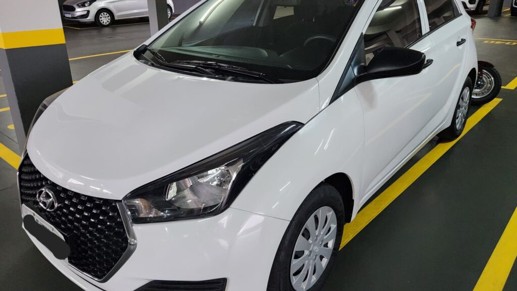 HB20 usado de primeira geração: qual ano evitar? Hyundai HB20 Unique 2019 branco, último ano da primeira geração